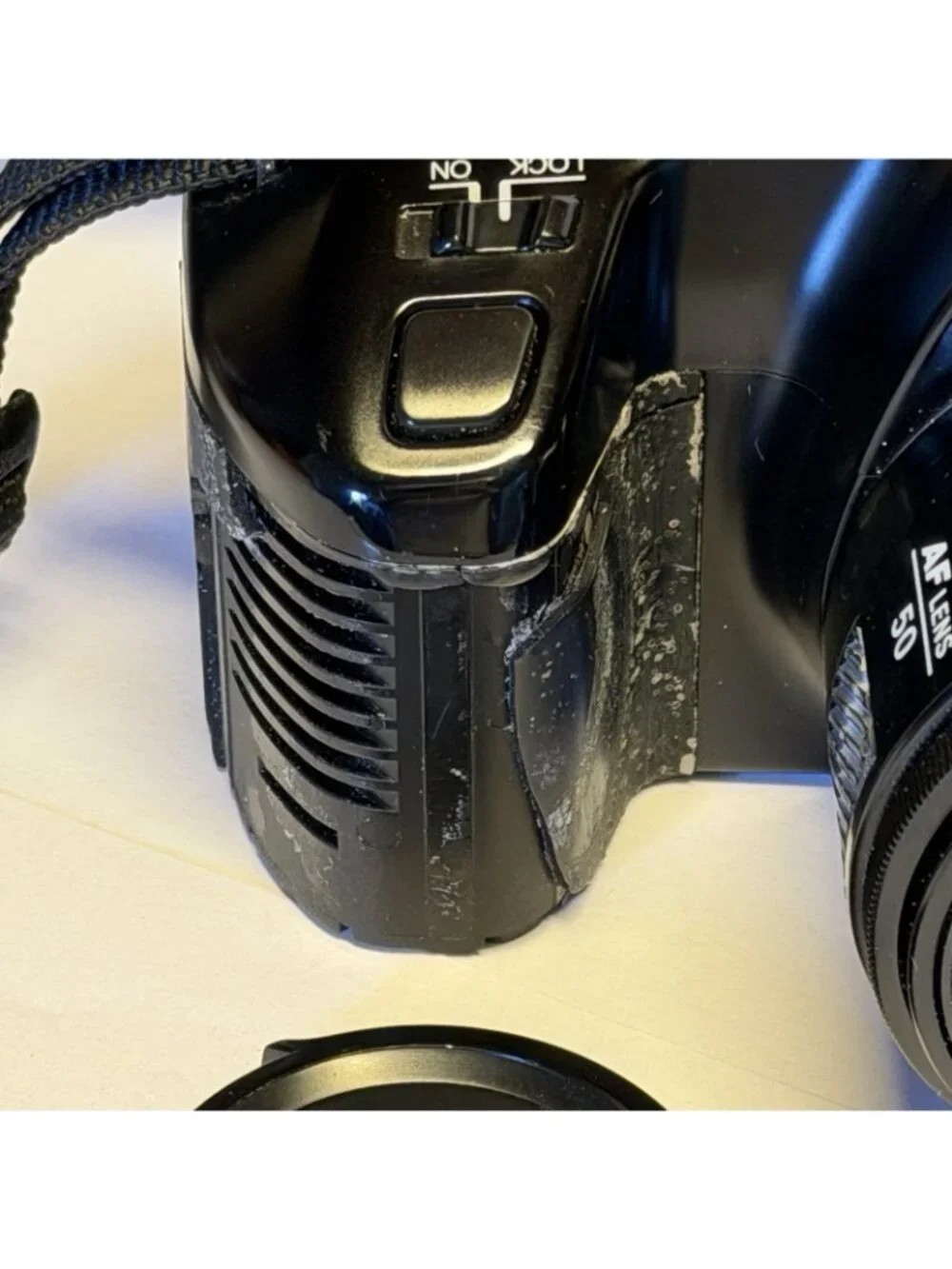 Minolta Maxxum 3000i  Camera + 3 Lenses AF50, AF 28-85, AF100-200 Untested